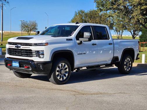 2024 Chevrolet Silverado 2500 Custom