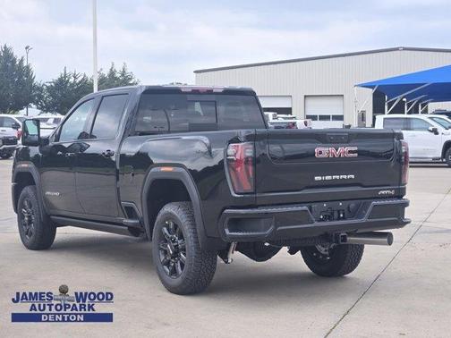 2025 GMC Sierra 2500 AT4