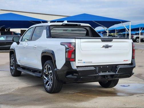 2024 Chevrolet Silverado EV RST