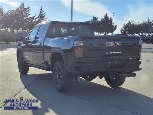 2025 GMC Sierra 2500 AT4