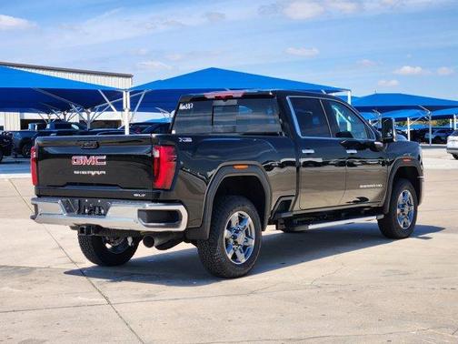 2026 GMC Sierra 2500 SLT