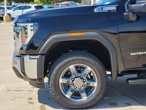 2026 GMC Sierra 2500 SLT