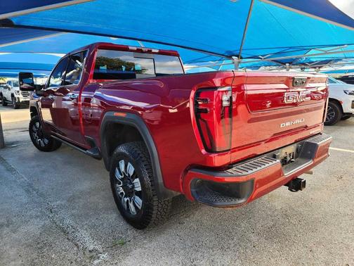 2024 GMC Sierra 2500 Denali