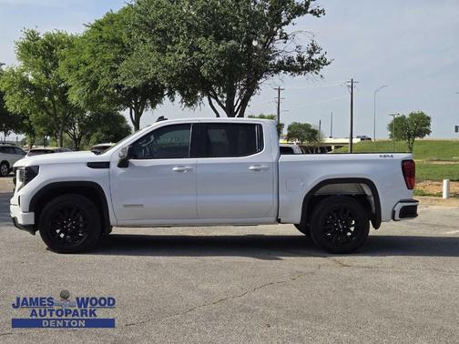 2022 GMC Sierra 1500 Elevation