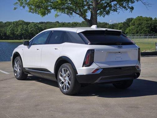 2025 Cadillac OPTIQ Luxury