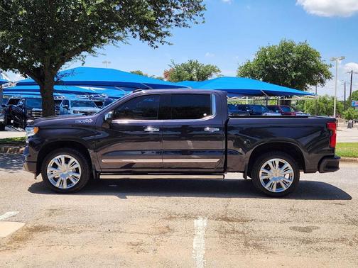 2022 Chevrolet Silverado 1500 High Country