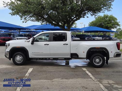 2024 GMC Sierra 3500 Pro