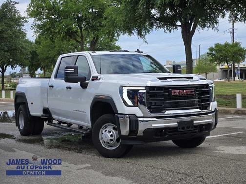 2024 GMC Sierra 3500 Pro