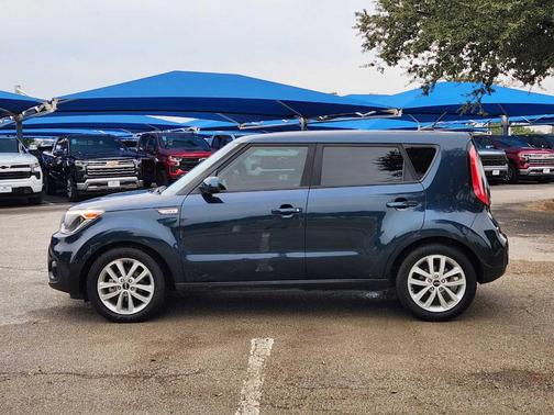 2017 Kia Soul +