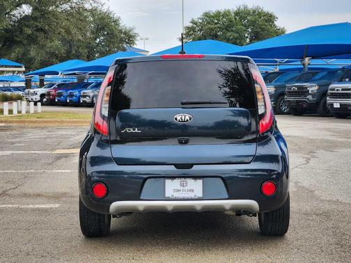 2017 Kia Soul +