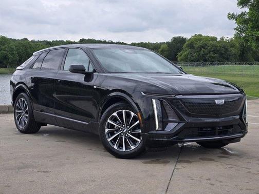2025 Cadillac LYRIQ Sport