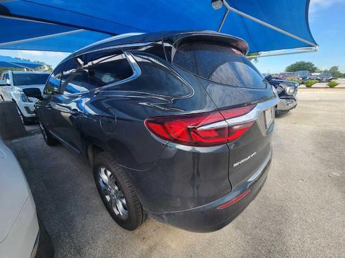 2021 Buick Enclave Avenir