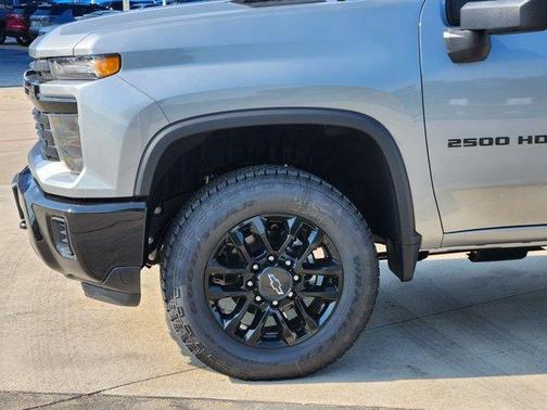 2025 Chevrolet Silverado 2500 Custom