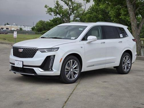 2025 Cadillac XT6 Premium Luxury FWD