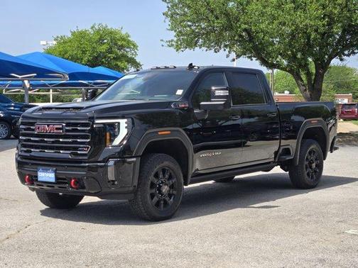 2024 GMC Sierra 2500 AT4