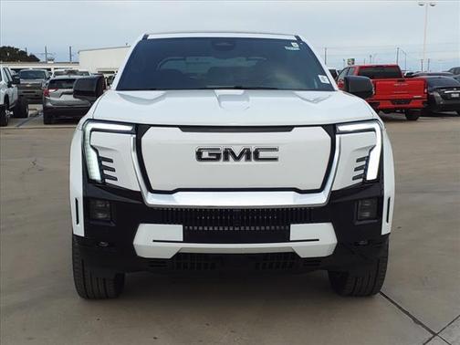 2025 GMC Sierra EV Denali