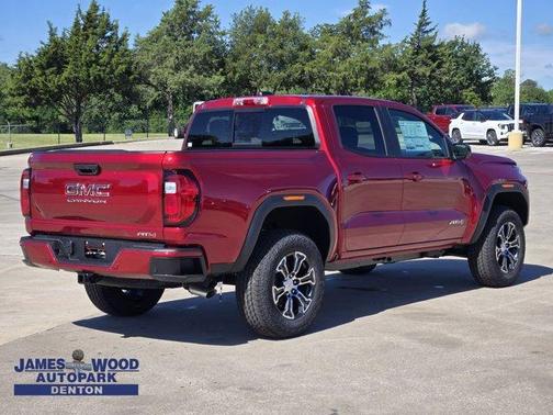 2025 GMC Canyon AT4