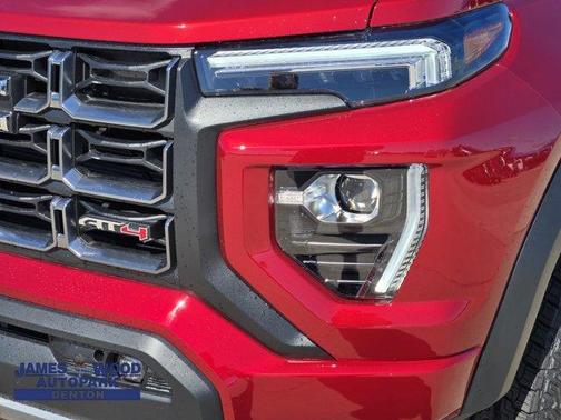 2025 GMC Canyon AT4