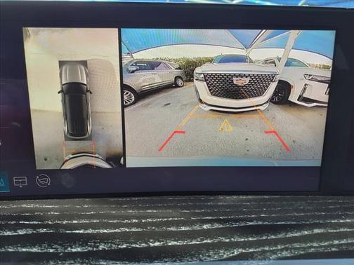 2025 Cadillac Escalade IQ 1