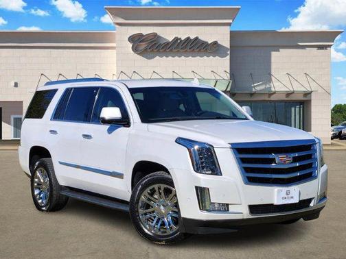 2017 Cadillac Escalade Standard