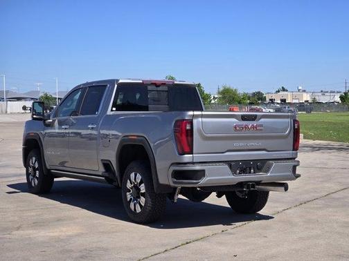 2025 GMC Sierra 2500 Denali