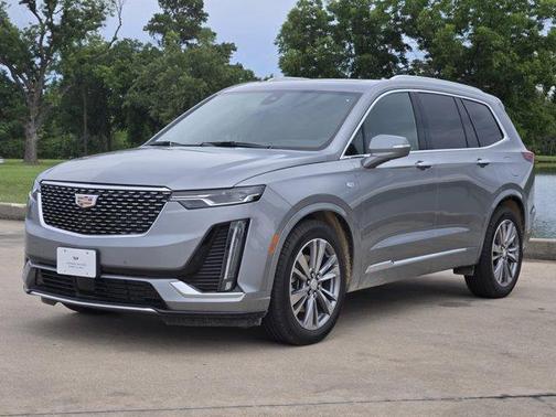 2025 Cadillac XT6 Premium Luxury FWD