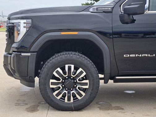 2025 GMC Sierra 2500 Denali Ultimate