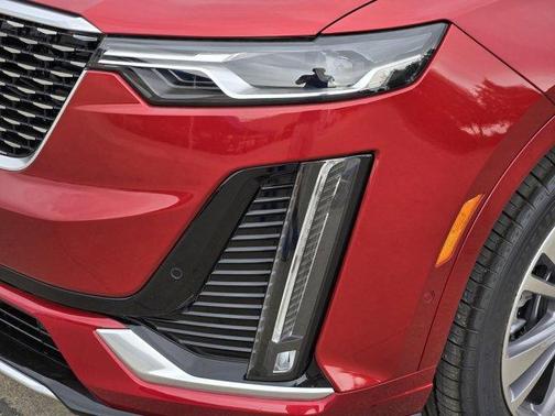 2025 Cadillac XT6 Premium Luxury FWD