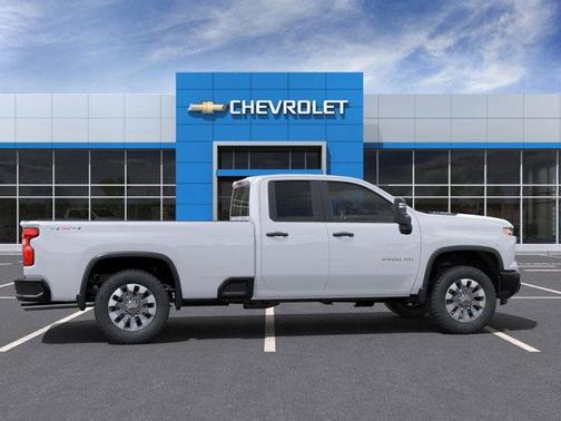 2025 Chevrolet Silverado 2500 Custom