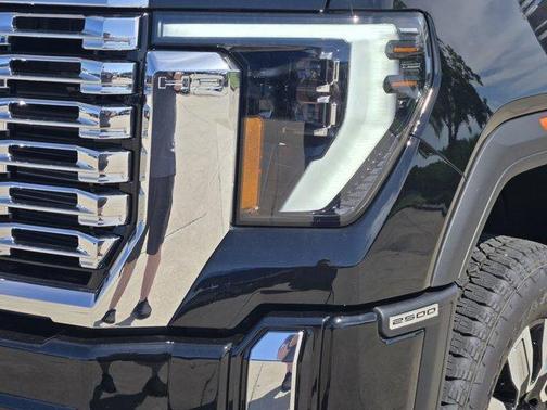 2025 GMC Sierra 2500 Denali