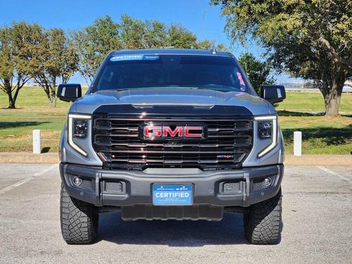 2024 GMC Sierra 1500 AT4X