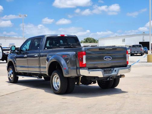 2017 Ford F-350 Lariat Super Duty