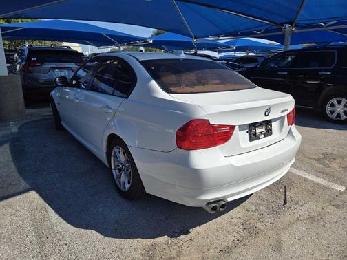 2011 BMW 328 i
