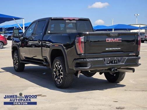 2025 GMC Sierra 2500 AT4