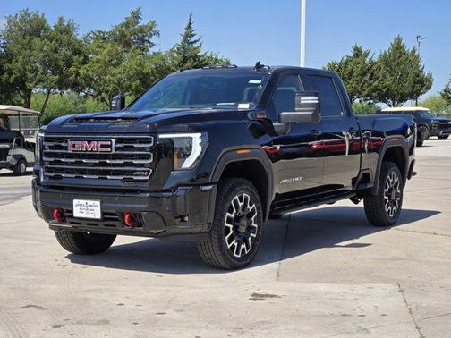 2025 GMC Sierra 2500 AT4