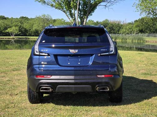 2022 Cadillac XT4 Sport