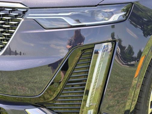 2025 Cadillac XT6 Premium Luxury FWD