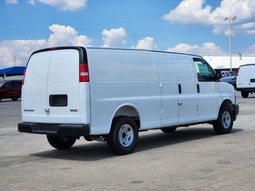 2025 GMC Savana 2500 Work Van