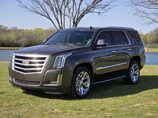 2020 Cadillac Escalade Luxury