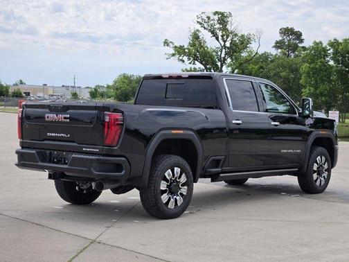 2025 GMC Sierra 2500 Denali