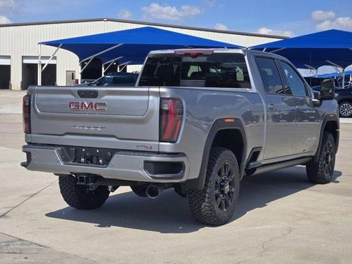 2026 GMC Sierra 2500 AT4