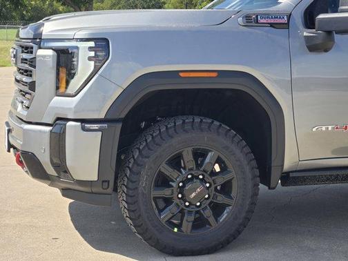 2026 GMC Sierra 2500 AT4