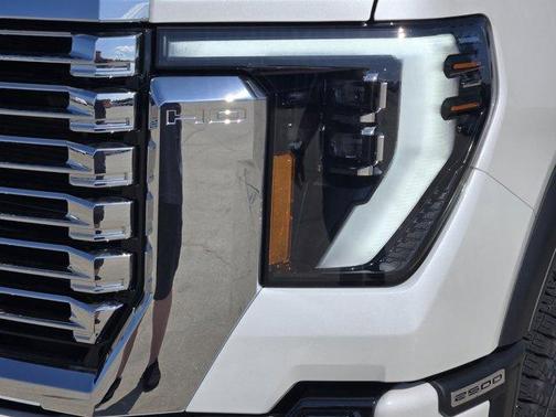 2025 GMC Sierra 2500 Denali