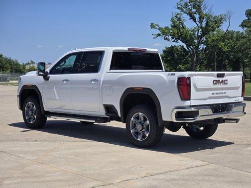 2025 GMC Sierra 2500 SLT