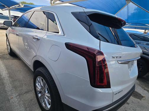 2023 Cadillac XT5 Luxury