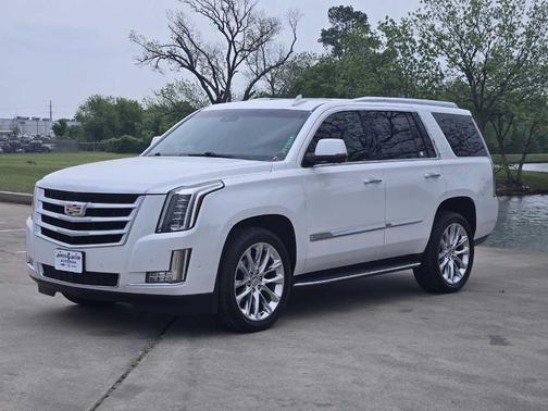 2020 Cadillac Escalade Luxury