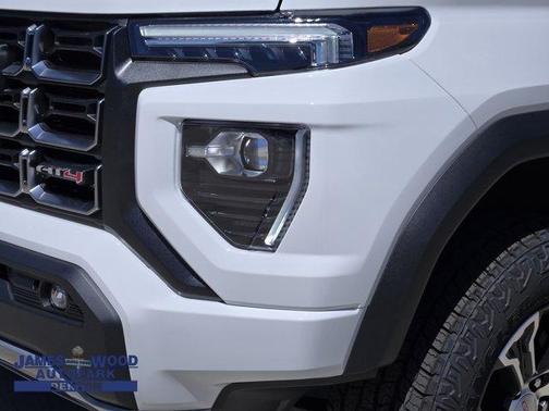 2025 GMC Canyon AT4
