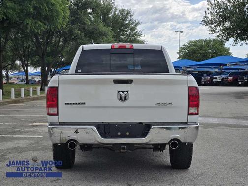 2016 RAM 1500 SLT