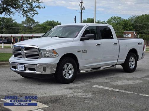 2016 RAM 1500 SLT