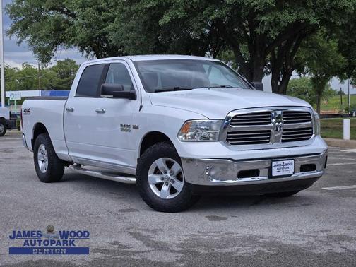2016 RAM 1500 SLT